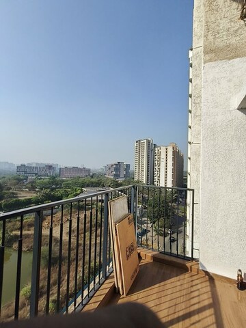 2 BHK Apartment For Sale in Lodha Lakeshore Greens, Dombivli East