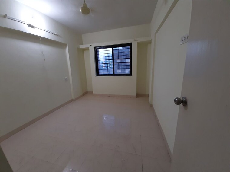 Room, daulat-nagar 2 Bedroom 1000 Sq.Ft. Apartment In Anand Nagar Pune 9746237