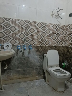 Bathroom in 4 BHK Builder Floor at Rajendra Nagar Sector 2 – for Sale