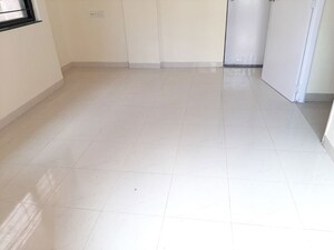 Room in 2 BHK Apartment at Daulat Nagar, Anand Nagar – for Rent