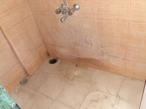 Bathroom in 2 BHK Apartment at Daulat Nagar, Anand Nagar – for Rent