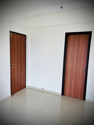 Room in 1 BHK Apartment at Duville Riverdale Suites, Kharadi – for Rent