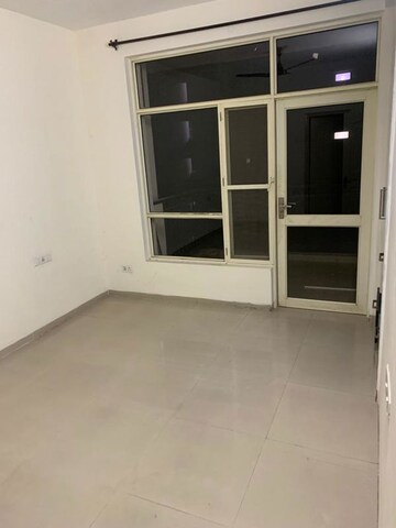 3 BHK Apartment For Rent in Green Valley Residencia, Ghazipur