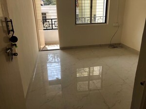 Room in 1 BHK Apartment at Dhareshwar Park, Sinhagad Road – for Rent