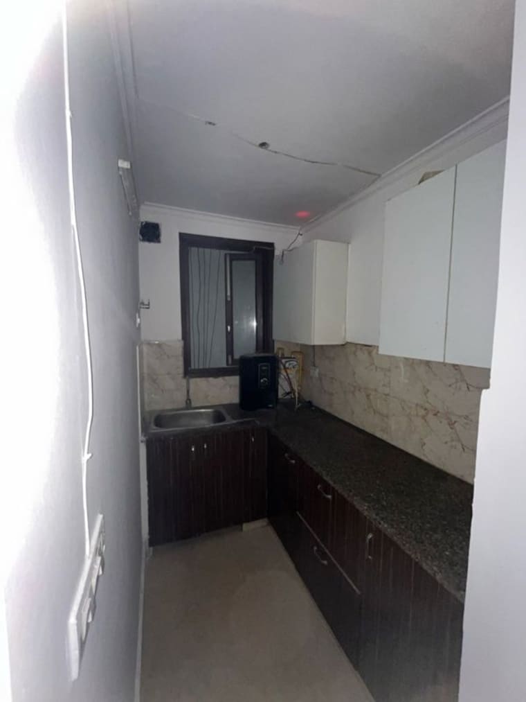 Kitchen, paryavaran complex 2 Bedroom 805 Sq.Ft. Builder Floor In Paryavaran Complex Delhi 9746483