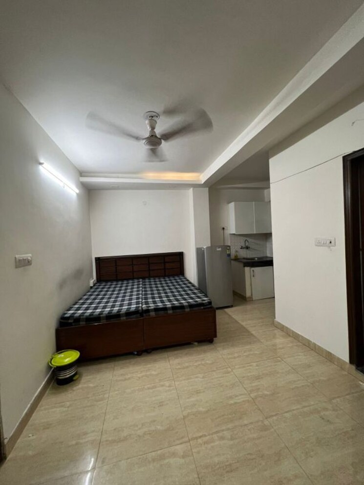 Living Room, sector 45 1.5 Bedroom 600 Sq.Ft. Builder Floor In Sector 45 Gurgaon 9746549