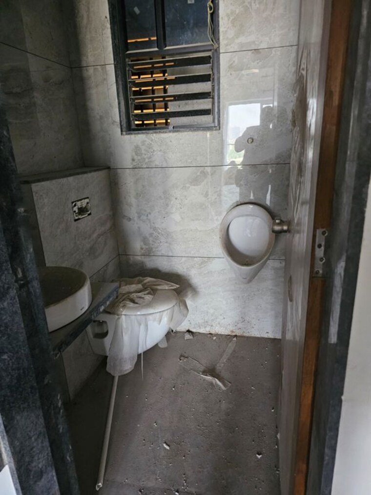 Bathroom, thaltej Commercial Office Space 1563 Sq.Ft. In Thaltej Ahmedabad 9746540