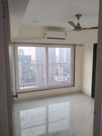2 BHK Apartment For Rent in Dadar West