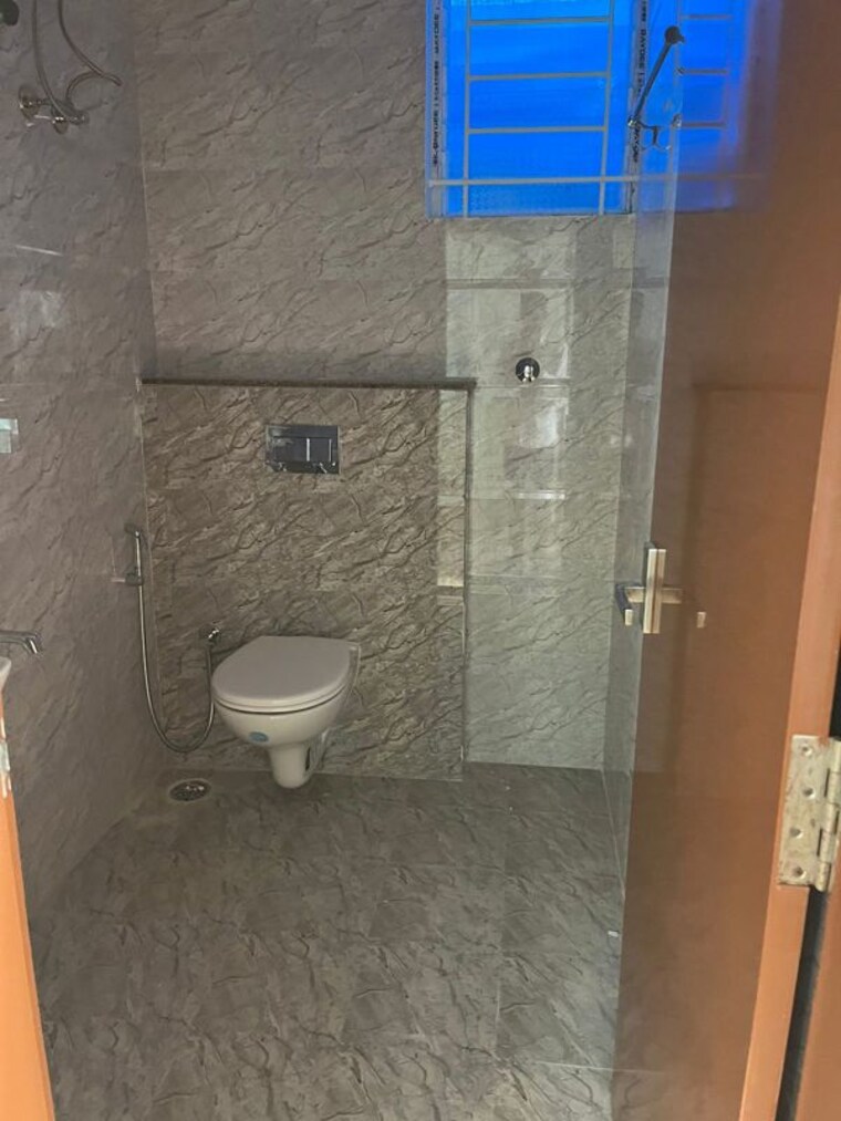 Bathroom, marathahalli 2 Bedroom 900 Sq.Ft. Apartment In Marathahalli Bangalore 9746589