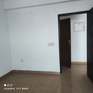 Room in 3 BHK Apartment at Ansal Royal Heritage, Sector 70 – for Sale