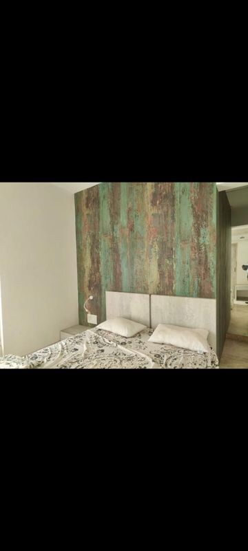 Bedroom in 2 BHK Apartment at Malad West – for Rent