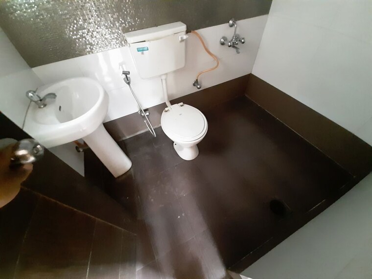 Team Area, ganga-paritosh 2 Bedroom 900 Sq.Ft. Apartment In Vadgaon Budruk Pune 9746608