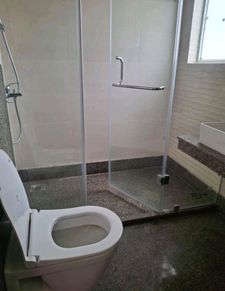 Bathroom, aba-ivy-county 4 Bedroom 2511 Sq.Ft. Apartment In Sector 75 Noida 9746834