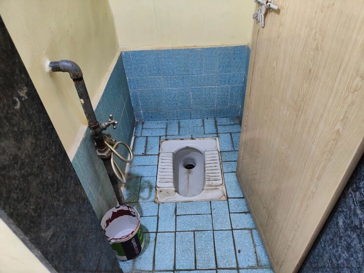 Bathroom, gauri-shankar-apartment 1 Bedroom 550 Sq.Ft. Apartment In Vadgaon Budruk Pune 9746842