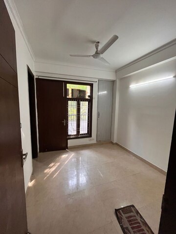2 BHK Builder Floor For Rent in Paryavaran Complex