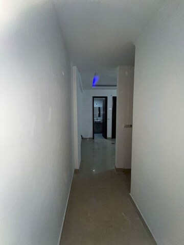 Building Lobby in 6 BHK Builder Floor at Paryavaran Complex – for Rent