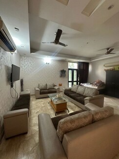 6+ BHK + Pooja Room,Servant Room,Study Room,Extra Room Independent House For Sale in Sector 36