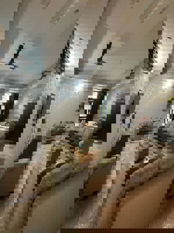 6+ BHK + Pooja Room,Servant Room,Study Room,Extra Room Independent House For Sale in Sector 36