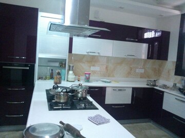 Master Bedroom in 6+ BHK Independent House at Sector 36 – for Sale