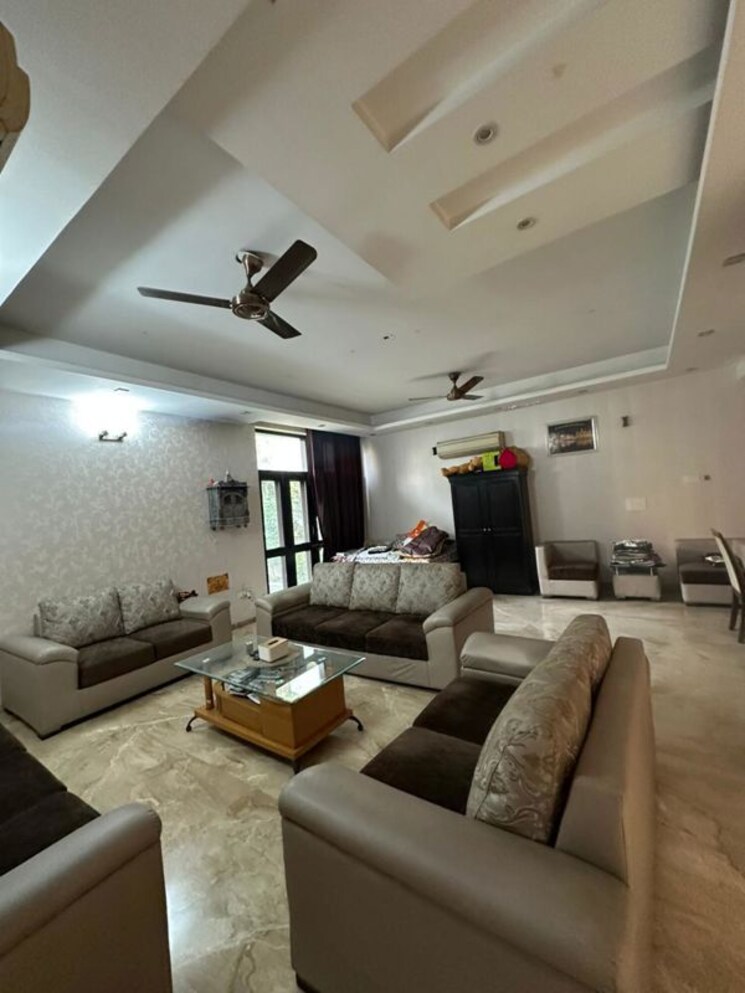 Master Bedroom, sector 36 6+ Bedroom 205 Sq.Ft. Independent House In Sector 36 Noida 9746927