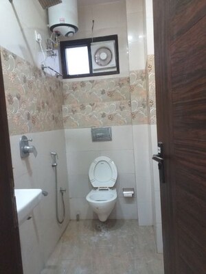 Bathroom in 3 BHK Builder Floor at New Rajinder Nagar – for Rent