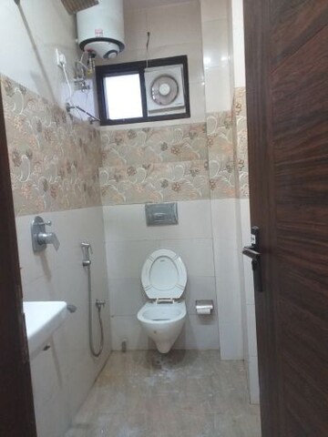 Bathroom in 3 BHK Builder Floor at New Rajinder Nagar – for Rent
