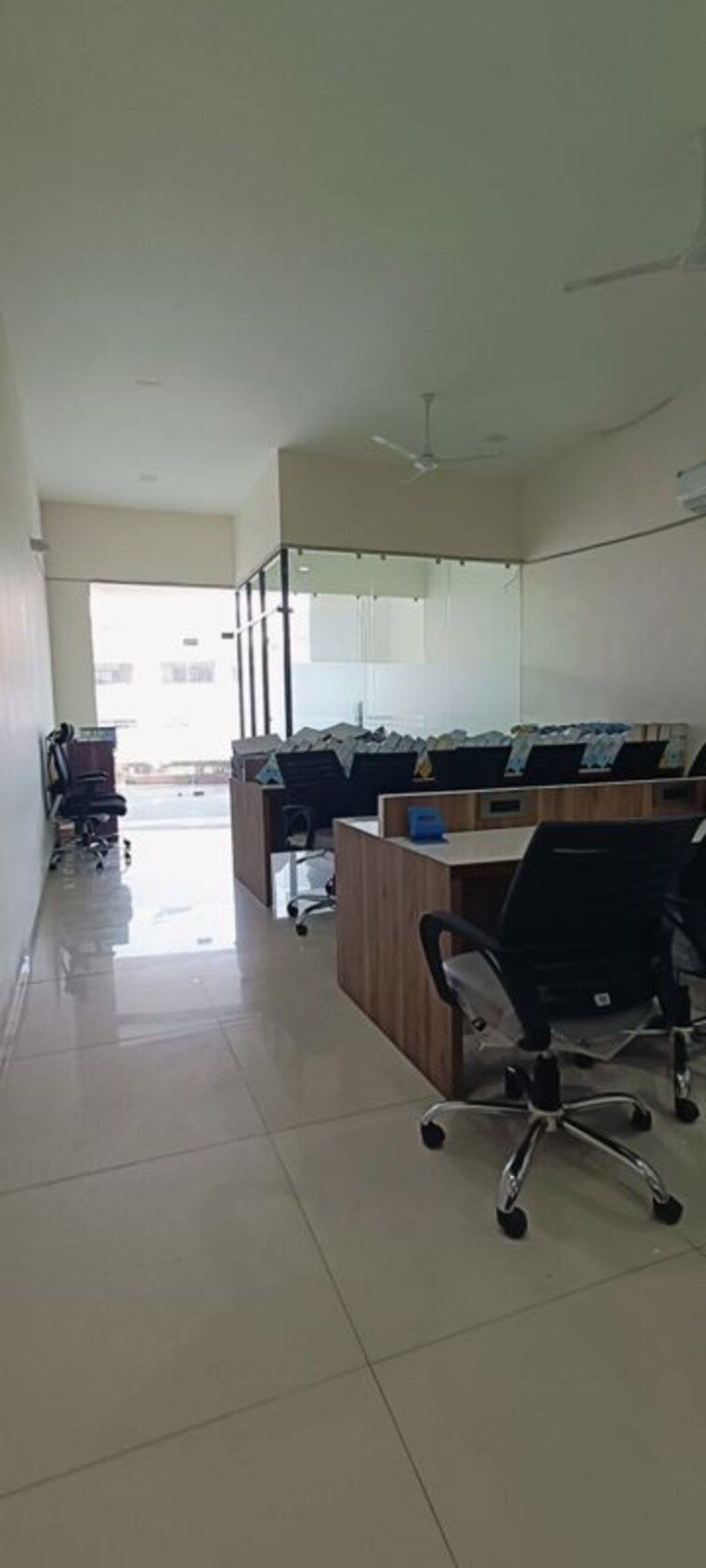 Team Area, ratnanjali-square Commercial Office Space 3200 Sq.Ft. In Jodhpur Ahmedabad 9747035