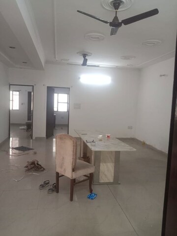 Master Bedroom in 3 BHK Independent House at Sector 72 – for Rent