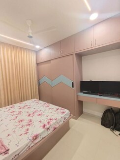 3.5 BHK + Servant Room Apartment For Sale in Supreme Amadore