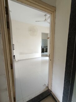 2 BHK Apartment For Rent in Mutha Sai Nirvana