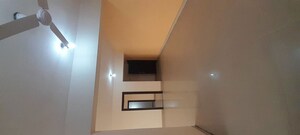 Room in 3 BHK Apartment at Pachpedi Naka – for Rent