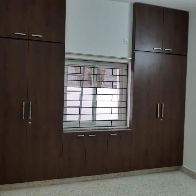 Room, kukatpally 4 Bedroom 226 Sq.Yd. Villa In Kukatpally Hyderabad 9747274