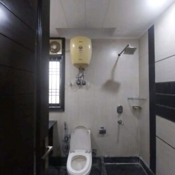 Bathroom in 2 BHK Builder Floor at Saket – for Rent