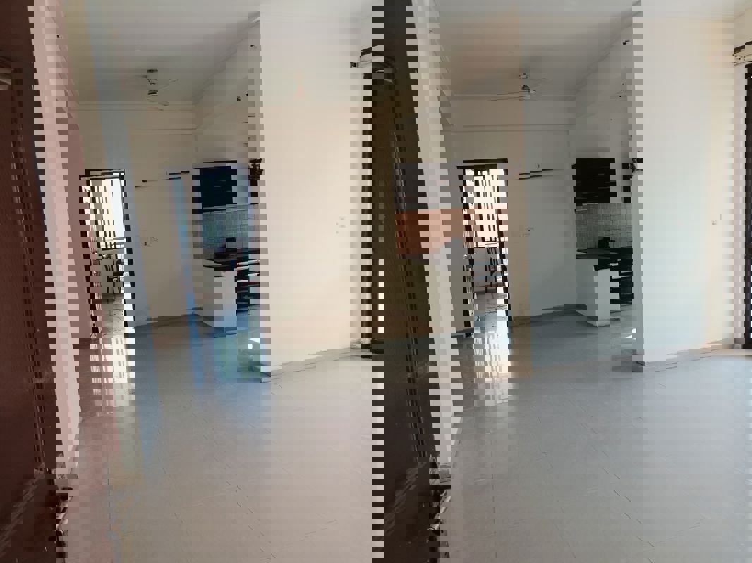 2 BHK 900 Sq.Ft. Apartment in Dasnac Designarch E Homes