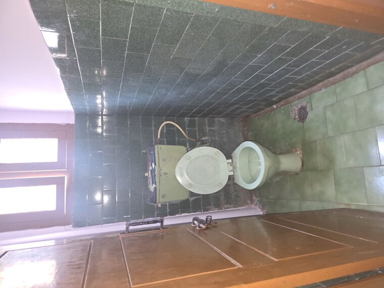 Bathroom, vasanth nagar 2 Bedroom 1000 Sq.Ft. Builder Floor In Vasanth Nagar Bangalore 9747342