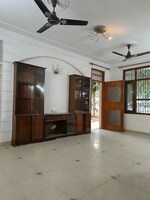 3 BHK 1800 Sq.Ft. Builder Floor in Unitech South City II