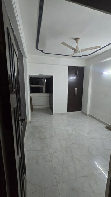 Building Lobby in 3 BHK Apartment at Gulmohar Garden, Sector 44 – for Rent