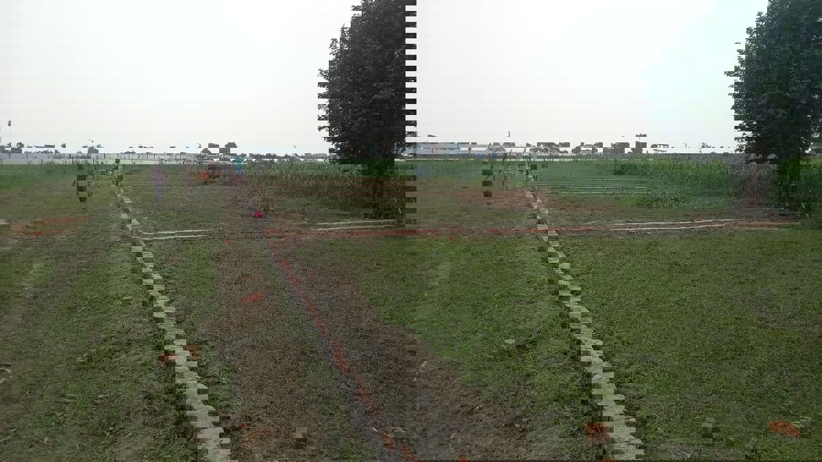 Plot For Sale in Milkipur