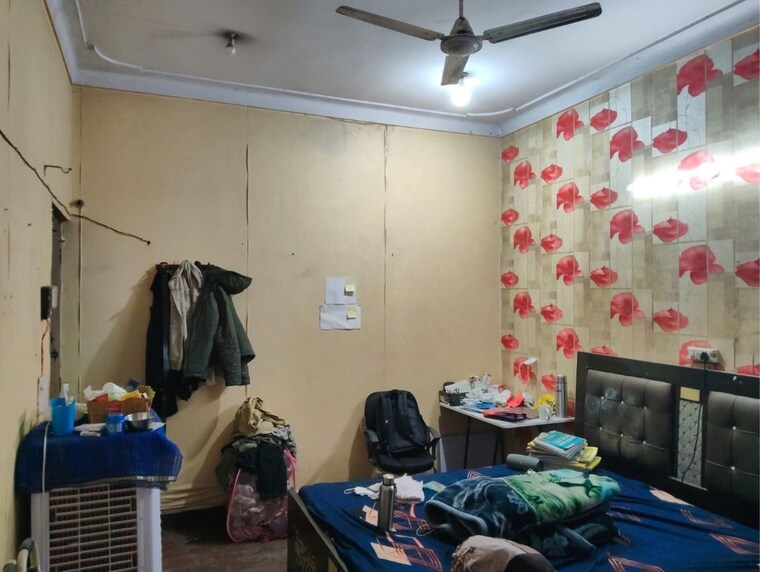 Bedroom, burari 1 Bedroom 350 Sq.Ft. Builder Floor In Burari Delhi 9688875
