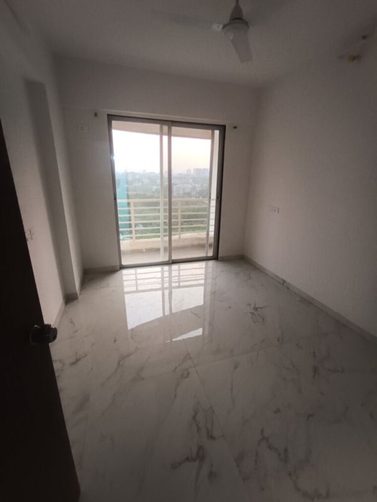 Room, siddhivinayak-royal-meadows 3 Bedroom 1025 Sq.Ft. Apartment In Shahad Thane 9747571