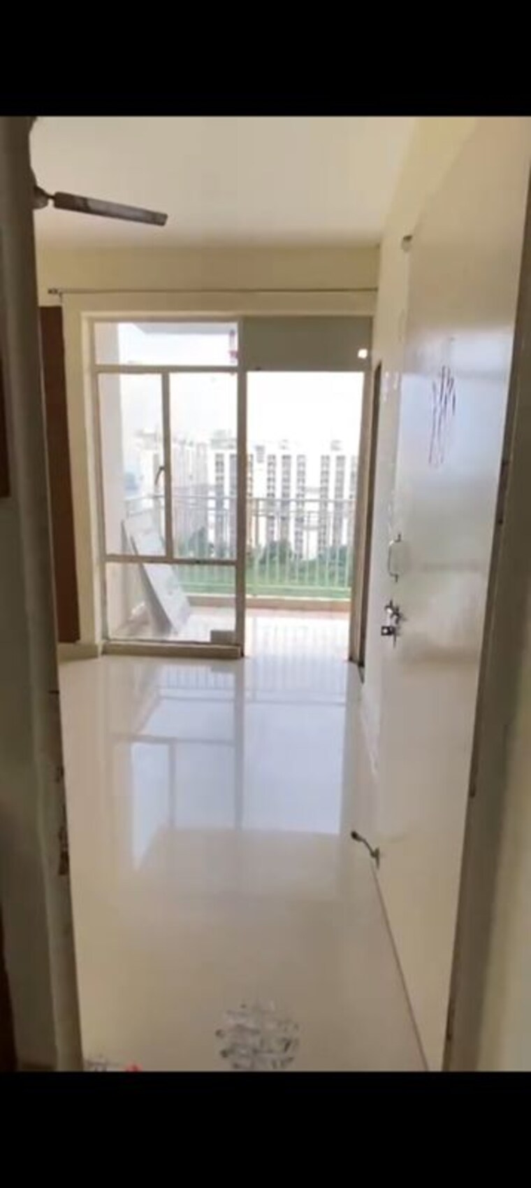 Bathroom, suncity-avenue-102 2 Bedroom 650 Sq.Ft. Apartment In Sector 102 Gurgaon 9602765