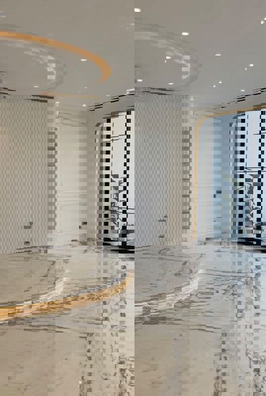 6 BHK Villa For Sale in DLF Royale Residences