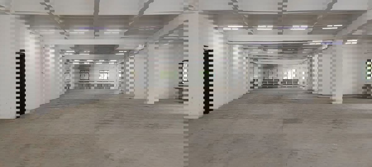 Warehouse For Rent in Pawne