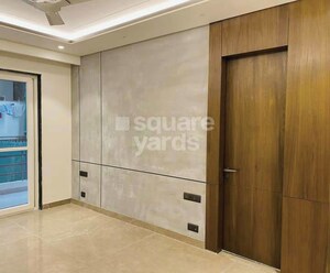 Room in 4 BHK Builder Floor at Sushant Lok I – for Sale