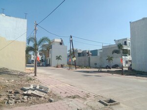  Plot For Sale in Rau Road