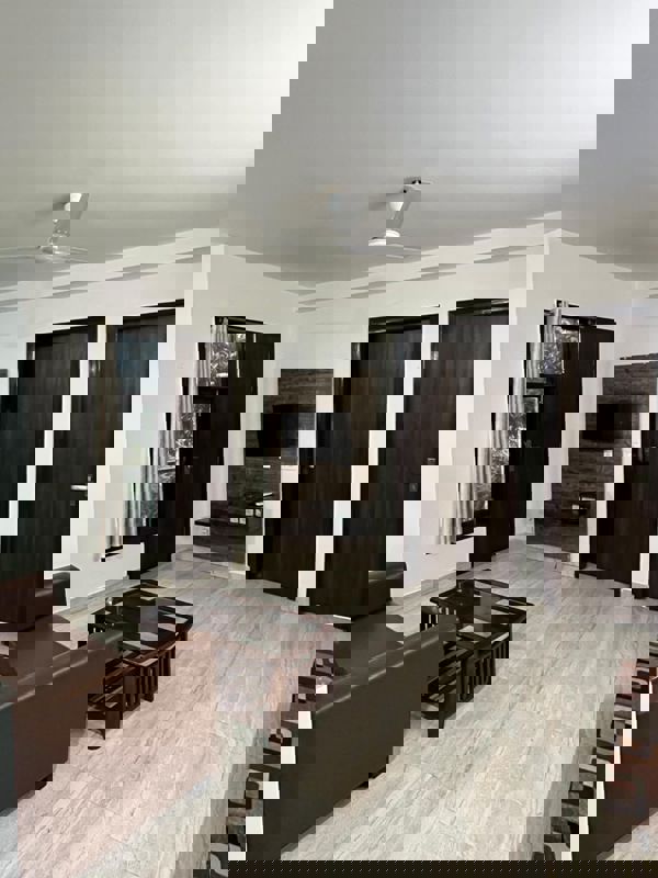 3.5 BHK + Extra Room 1800 Sq.Ft. Builder Floor in Ardee City