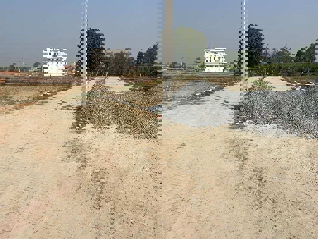 Plot For Sale in Raebareli Road