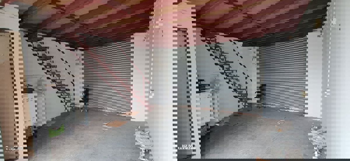 Warehouse For Sale in Endura Turbhe Industrial Park