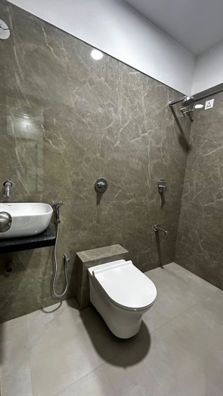 Bathroom, gowda-palash 1 Bedroom 432 Sq.Ft. Apartment In Malad West Mumbai 9747460