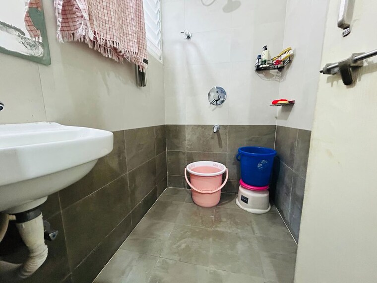 Bathroom, damodar-sankul 3 Bedroom 1340 Sq.Ft. Apartment In Hingne Khurd Pune 9747885